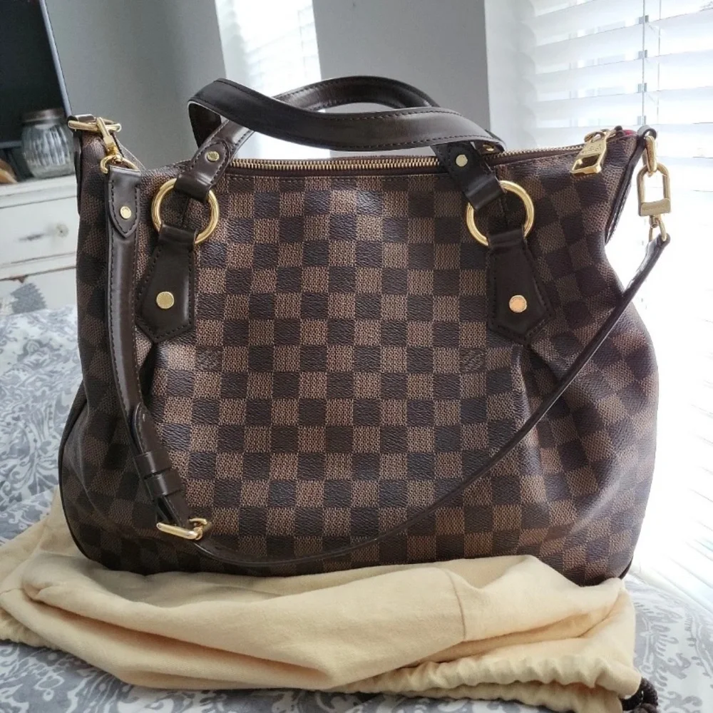 Louis Vuitton Brown Checkered Shoulder Bag - Picture 2 of 16